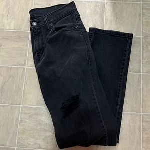 Levi’s detressed 511 black